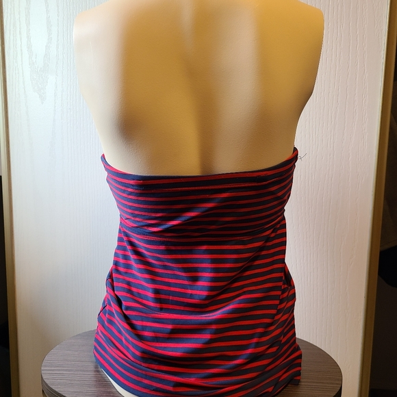 ★ 3 for $10 ★ Maternity bathing suit top - Picture 2 of 2